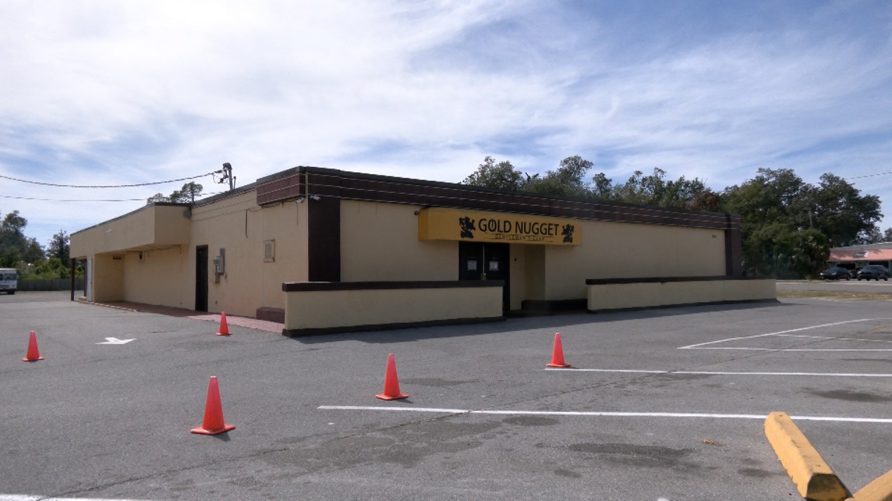 Commissioners approve settlement agreement for adult entertainment lawsuit