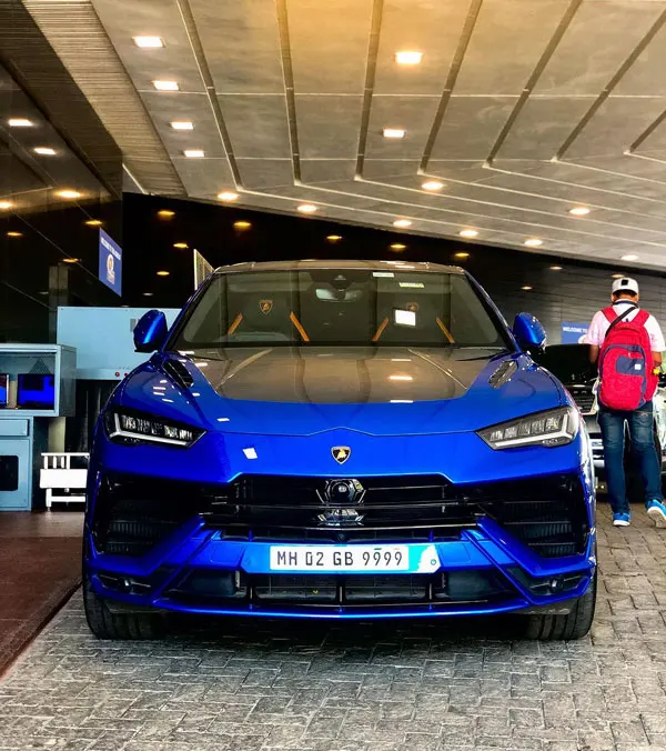 Sachin Tendulkar Spotted In Lamborghini Urus Sachin Tendulkar Spotted In Lamborghini Urus