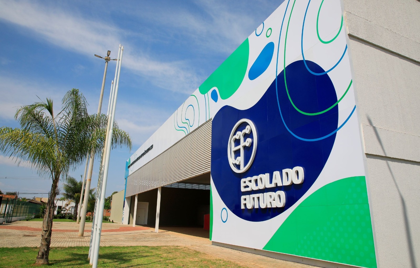 Escolas do Futuro abrem 2 mil vagas para cursos gratuitos em Goiás