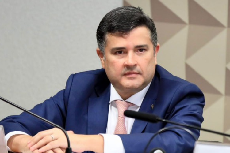 Eduardo da Fonte se reЩne com jornalistas e cronistas esportivos para debater o futebol pernambucano
