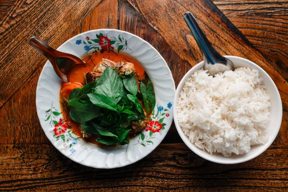 Red curry of barbecue duck with snake bean and sweet basil. 