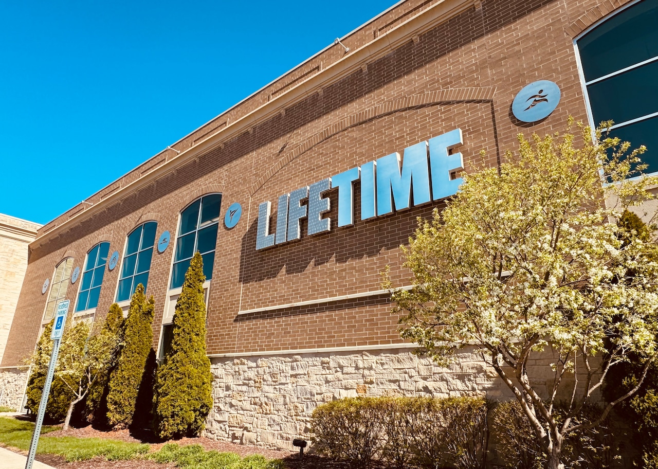 Michigan Life Time Fitness location could soon serve alcohol