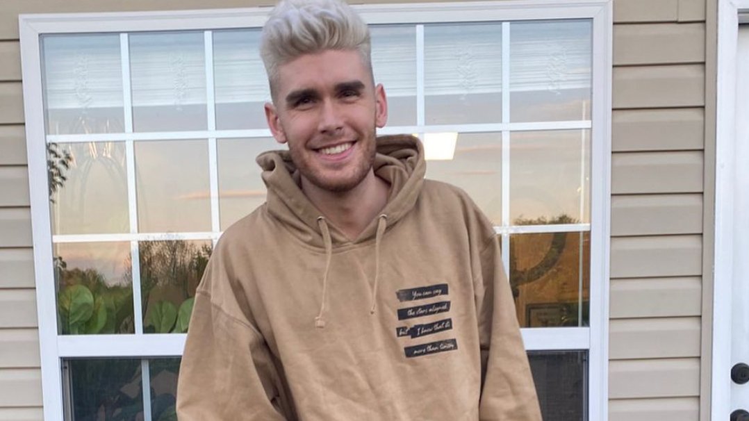 Colton Dixon Teases New Music Video for ‘Giants’