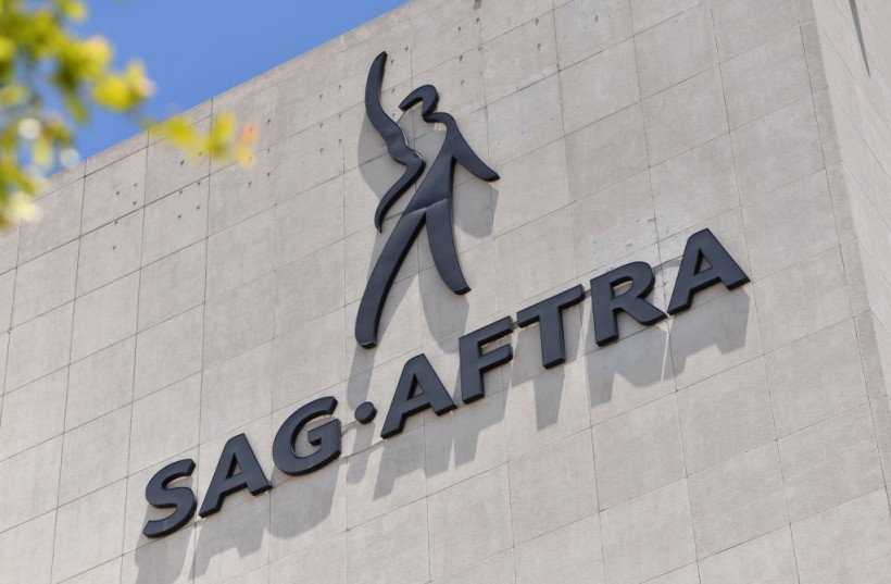 SAG-AFTRA Secures Multiyear Deal with Major Music Labels, Bolstering Artist Protections and AI Standards