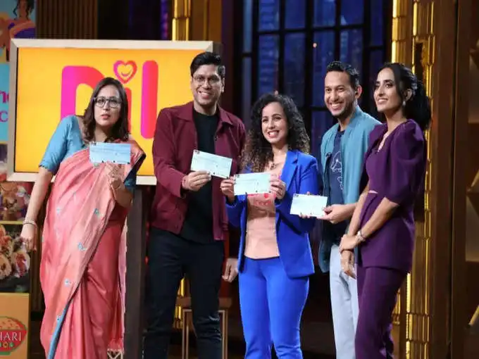 बिजनेस आइडिया पर चारों जज हुए फिदा बिजनेस आइडिया पर चारों जज हुए फिदा