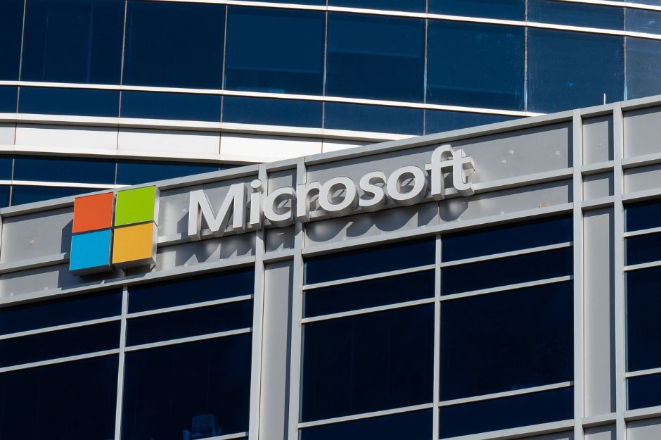 Microsoft invests $1.5 billion in UAE artificial intelligence company, G42