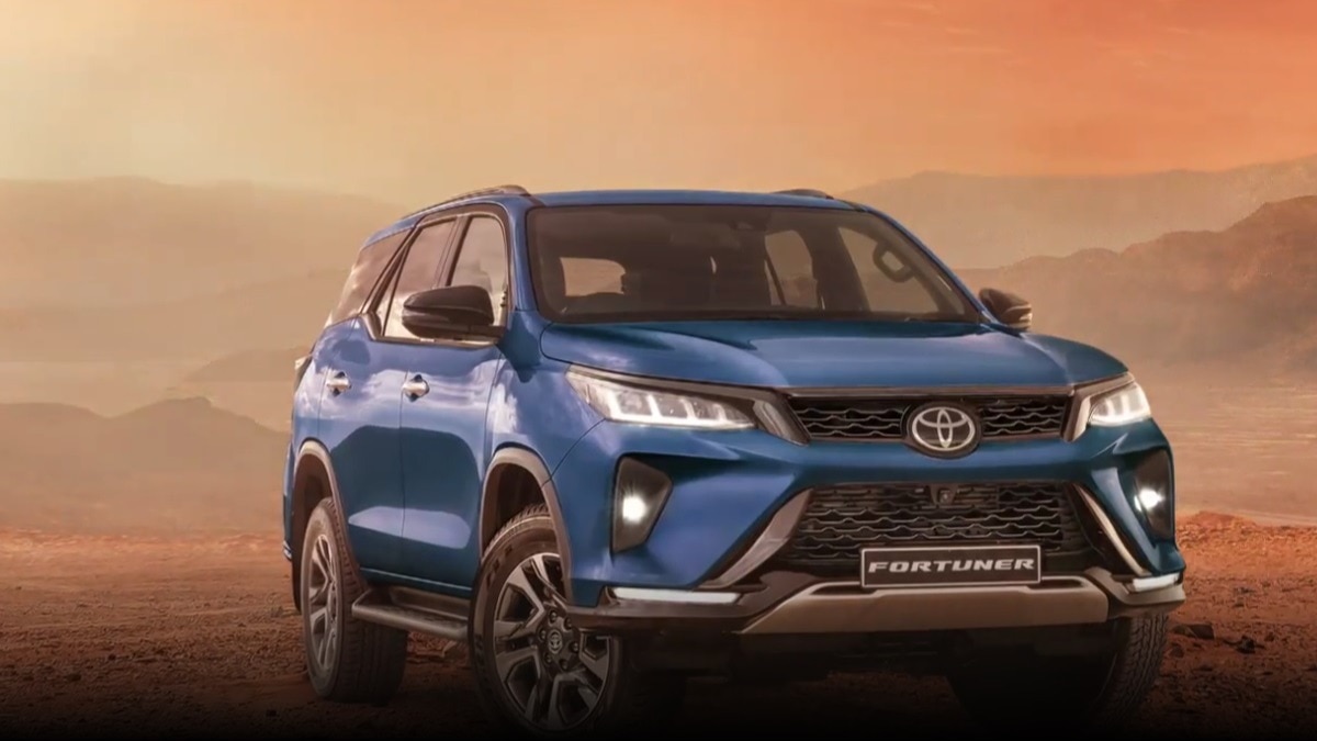 ज्यादा माइलेज और पावरफुल! पेश हुई नई Toyota Fortuner, जानिए क्या है इसमें ख़ास