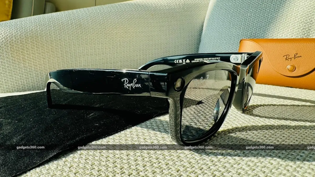 Ray Ban Meta smart glasses review2 Ray-Ban Meta smart glasses feature Capture Button on the right side