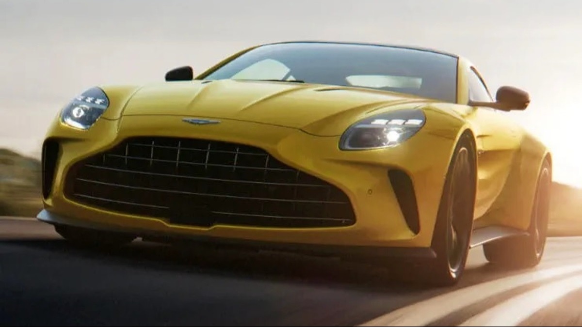 325Km की स्पीड और 3.4 सेकंड में रफ्तार! Aston Martin ने भारत में लॉन्च की ये धांसू स्पोर्ट कार