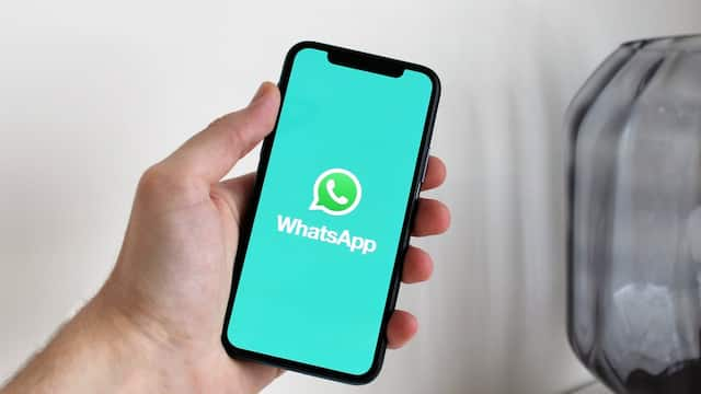 चैनल पिन से फॉलो-अनफॉलो तक, WhatsApp Channels पर आ रहे कई धांसू फीचर्स