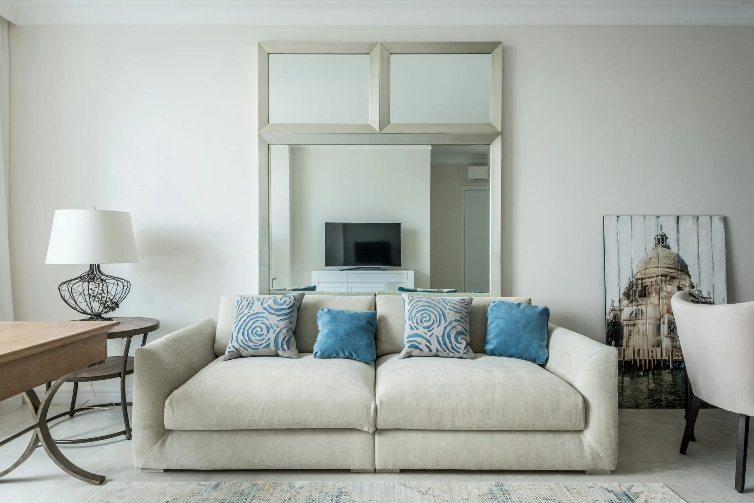 Soft, tranquil interiors can be achieved via the Vanilla Girl aesthetic (Pexels) Soft, tranquil interiors can be achieved via the Vanilla Girl aesthetic (Pexels)
