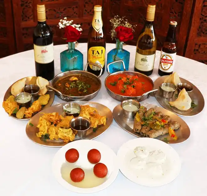 A variety of plant-based entrees, vegetables and dumplings with cream sauces, and meat-based dishes can be enjoyed at Guru's Indian Restaurant in Clermont.