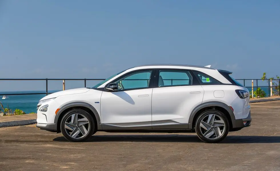 2024 hyundai nexo side profile