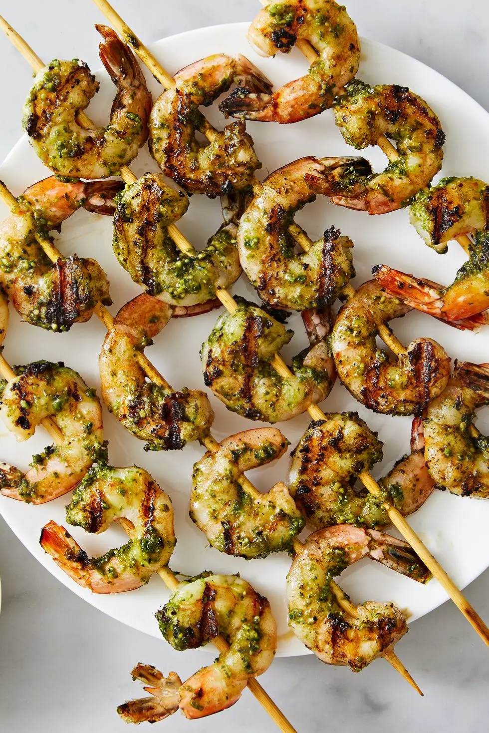 shrimp skewers with pesto