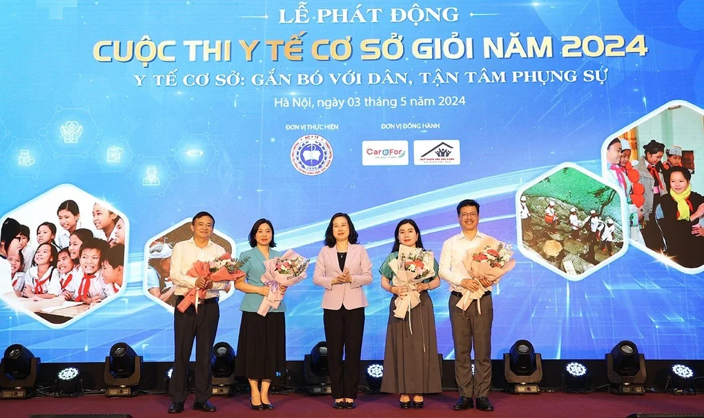 Hơn 90% trạm y tế xã có bác sĩ - 2