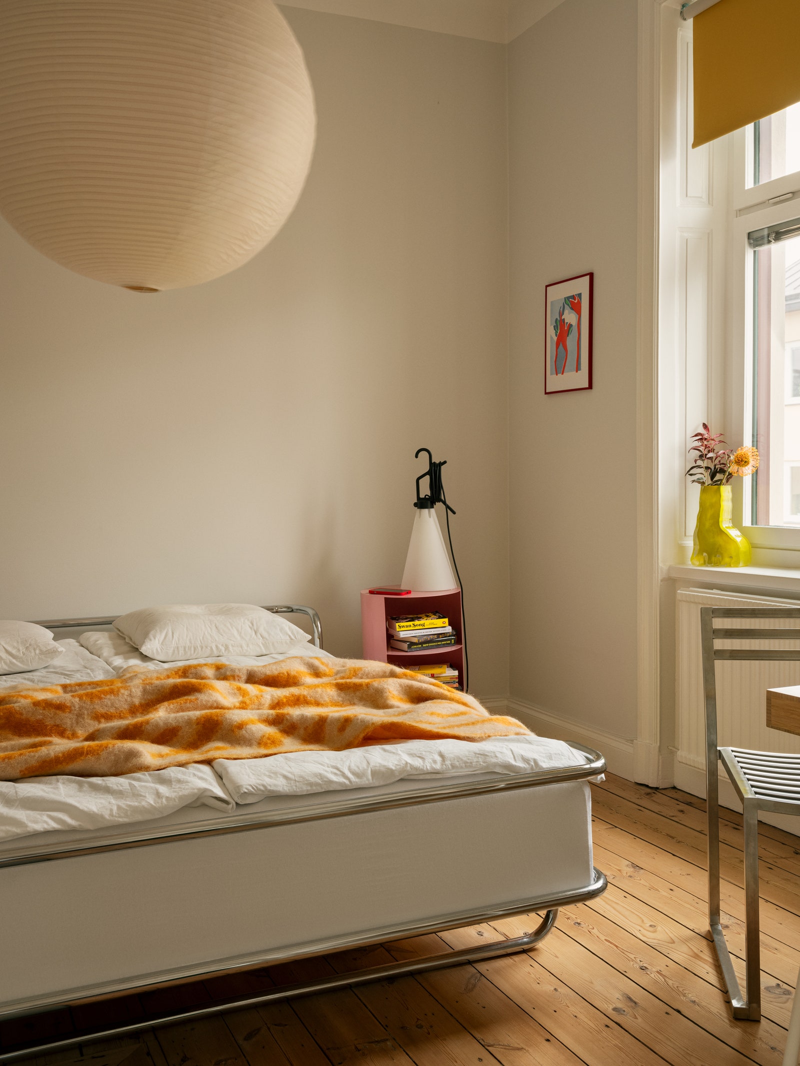 This 580-Square-Foot Stockholm Apartment Is a Lesson in Patience—and Saved Searches