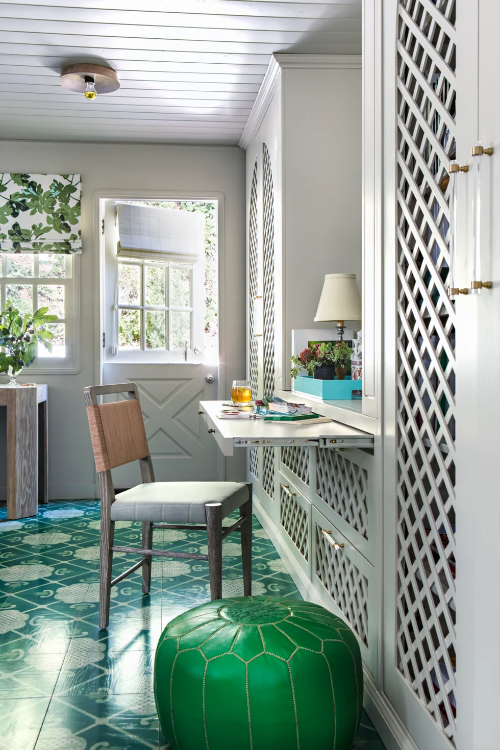 Room, Interior design, Green, Furniture, Turquoise, Property, Building, Living room, Wall, Porch, room, interior design, green, furniture, turquoise, property, building, living room, wall, porch,