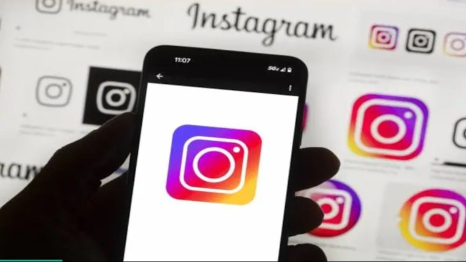 मां-बेटे का वीडियो और Instagram पर FIR, आप भी तो नहीं करते ये गलती