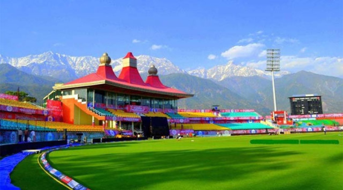 Hybrid Pitches: धर्मशाला में देश की पहली हाईब्रिड पिच बनकर तैयार, क्रिकेट जगत में आएगी नई क्रांति-Indianews
