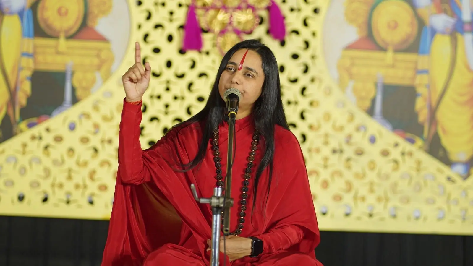 ऊना में दिव्य ज्योति जाग्रति संस्थान द्वारा एक शाम प्रभु राम के नाम भजन संध्या  में मौजूद लोग।स