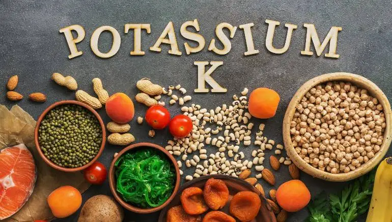 potassium rich food sodium ko ghata sakte hain.