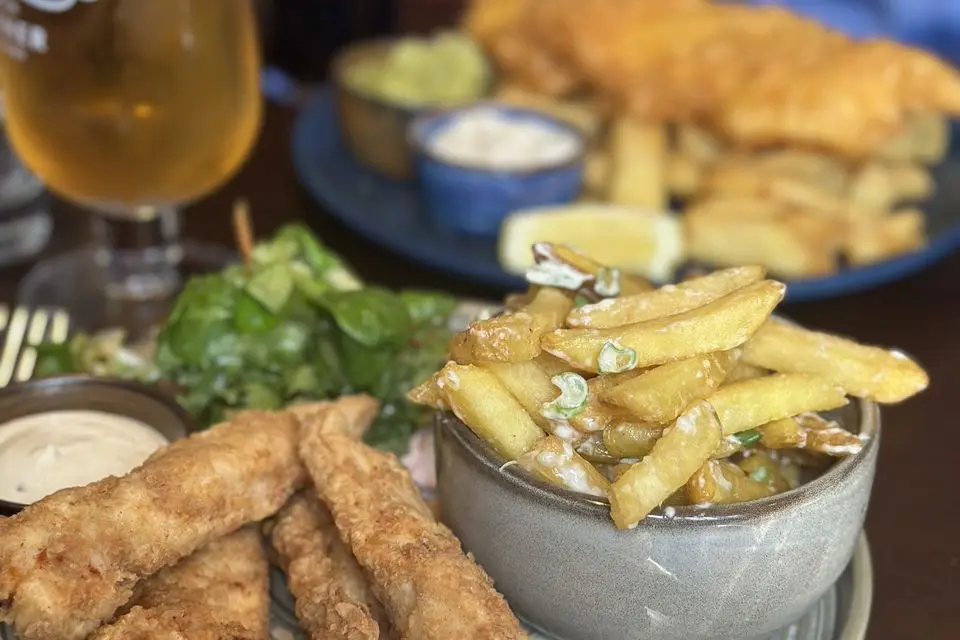 Chicken goujons and fish and chips at The White Horse Inn