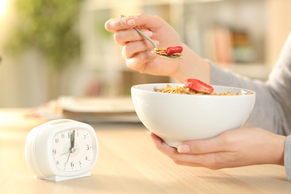 What Is Intermittent Fasting: Benefits, How-To’s, and Tips