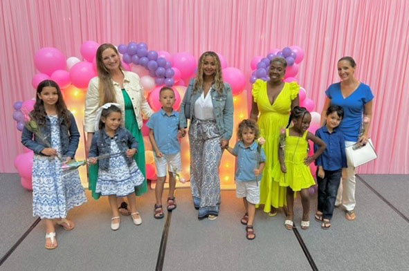 The Mall At Wellington Green Hosts ‘All About Moms’ Fashion Show – Town-Crier Newspaper
