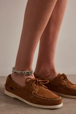 boat shoes