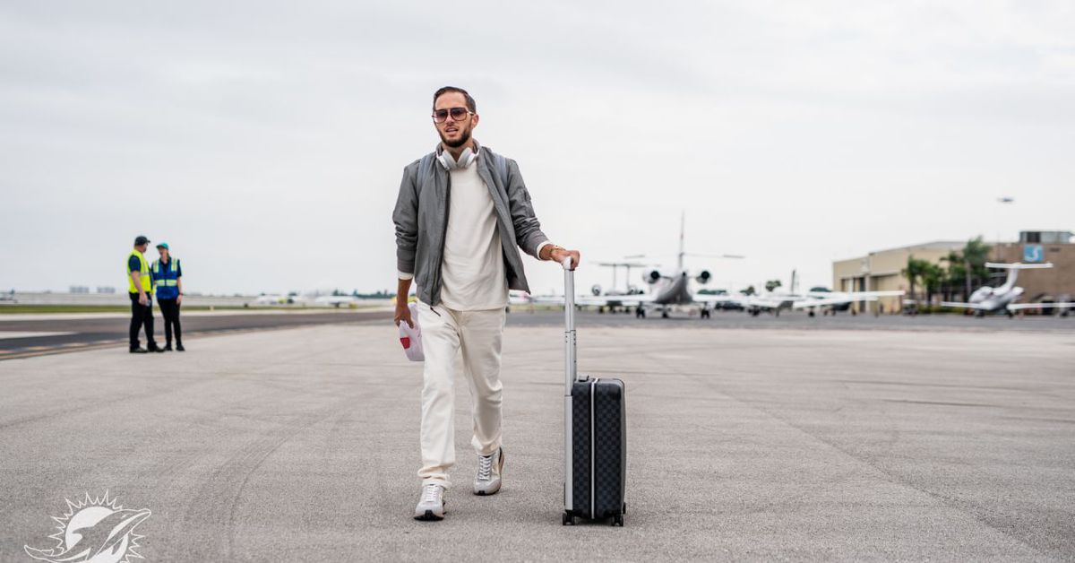 How many miles will the Miami Dolphins travel in 2024?