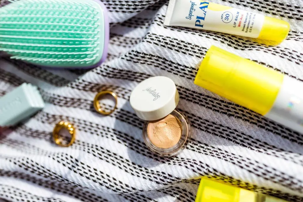 Memorial Day weekend is a great time to stock up on all your beauty essentials (skincare, makeup, hair care) from your fave retailers. Think: Nordstrom, Biossance, Supergoop!, Sephora & more.