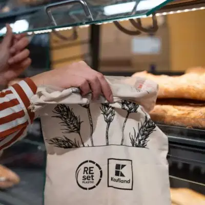 Kaufland's new reusable bread bags feature large viewing windows for easy identification at checkouts.