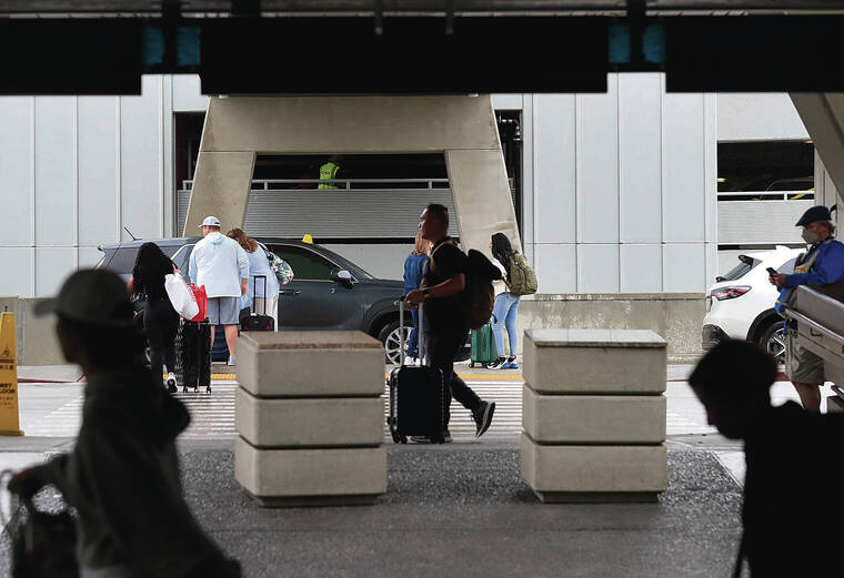 Rosy U.S. travel forecast excludes Hawai‘i