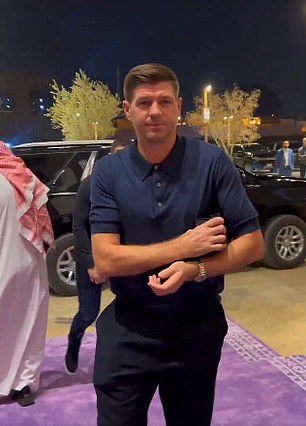 Steven Gerrard gives prediction for Tyson Fury and Oleksandr Usyk bout