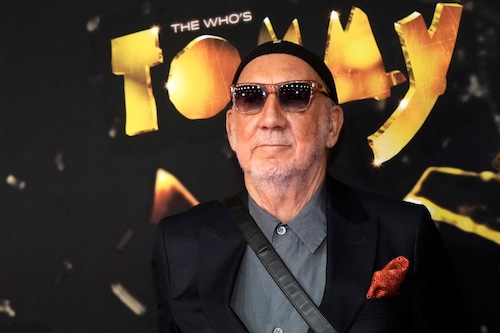 Famous birthdays list for today, May 19, 2024 includes celebrities JoJo Siwa, Michael Che