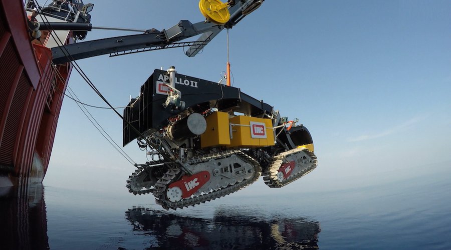 Deep-sea mining dust clouds travel long distances