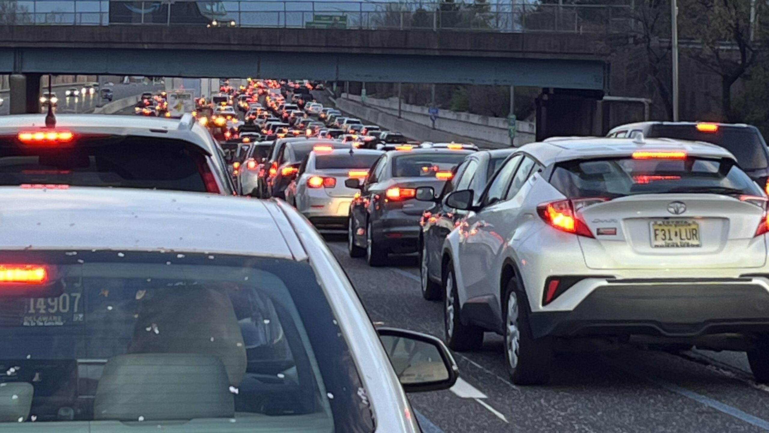 Hitting the road for Memorial Day? Here’s when you should and shouldn’t travel