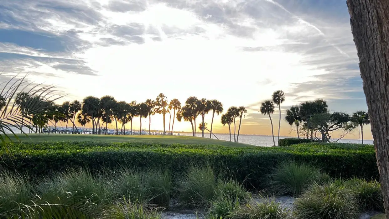 At The Nest in Jensen Beach, the entire bar and restaurant has floor-to-ceiling windows to see the transformative view of the Indian River Lagoon, especially at sunset.