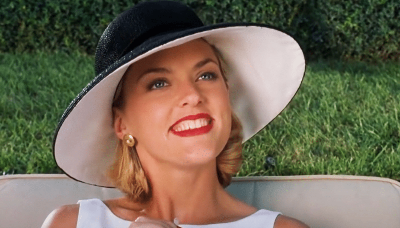 Trap Fashion: Black and White Outfits Inspired by Meredith Blake
