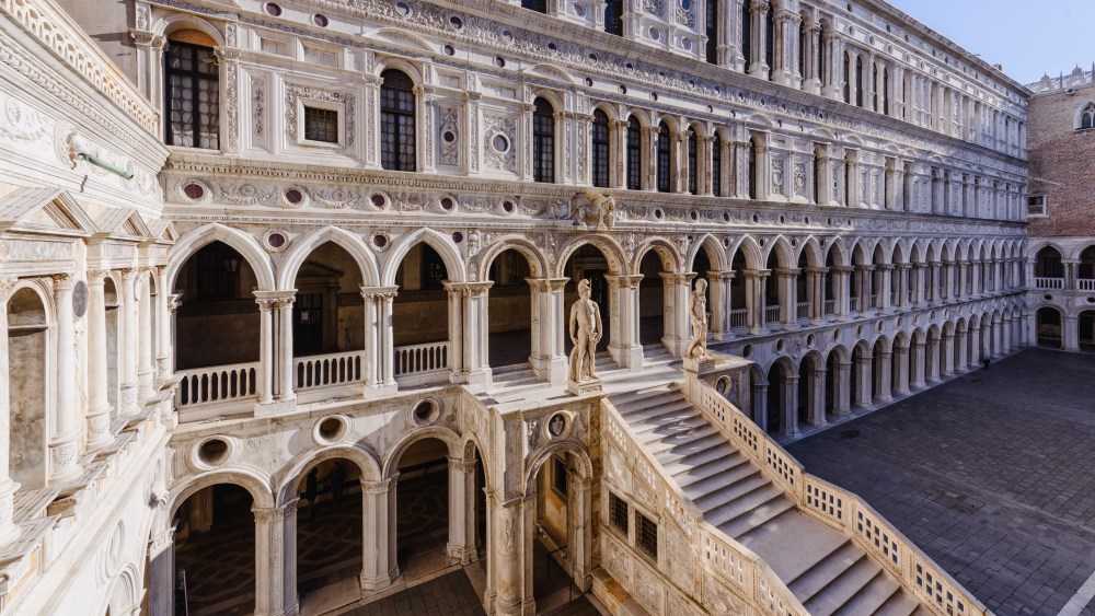 Max Mara Resort 2025 Show’s Location Revealed – and It Doesn’t Get More Venetian Than This
