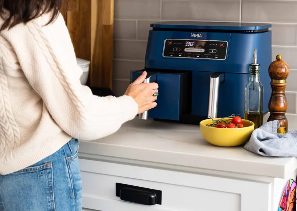 If you’ve been putting off getting an air fryer like I was? Well, friend: this Ninja Foodi is the air fryer for you.