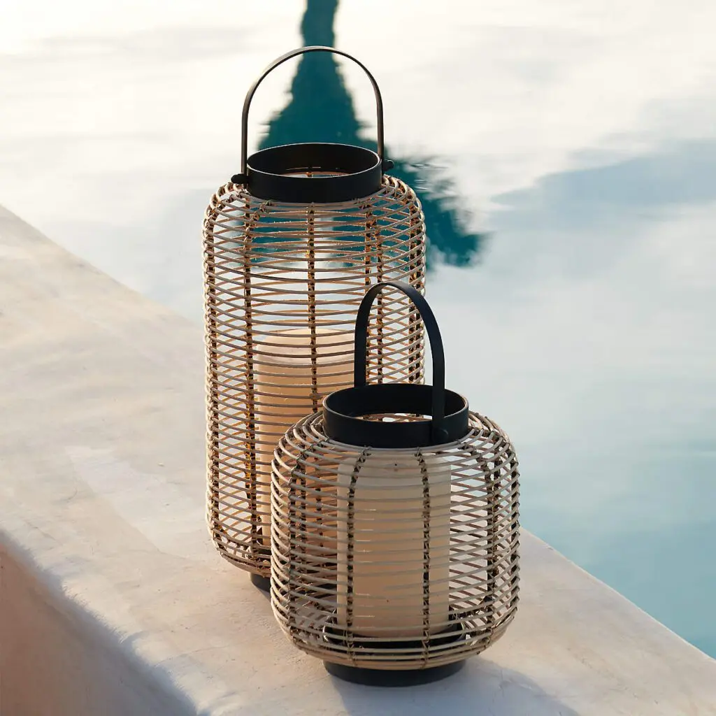 Whether it's string lights, lanterns or even bug lights (life-changing), outdoor lighting adds such a hygge ambiance to outside gatherings that create the coziest vibes.