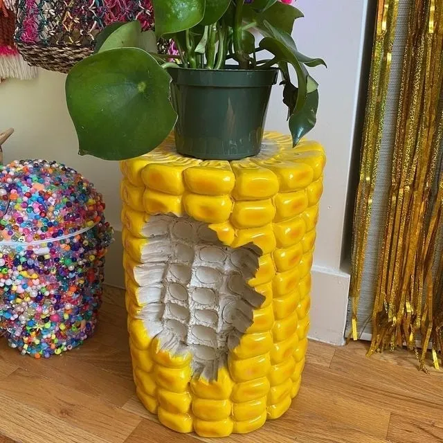 Corn stools have become popular as a home décor element (X/designdocument) Corn stools have become popular as a home décor element (X/designdocument)