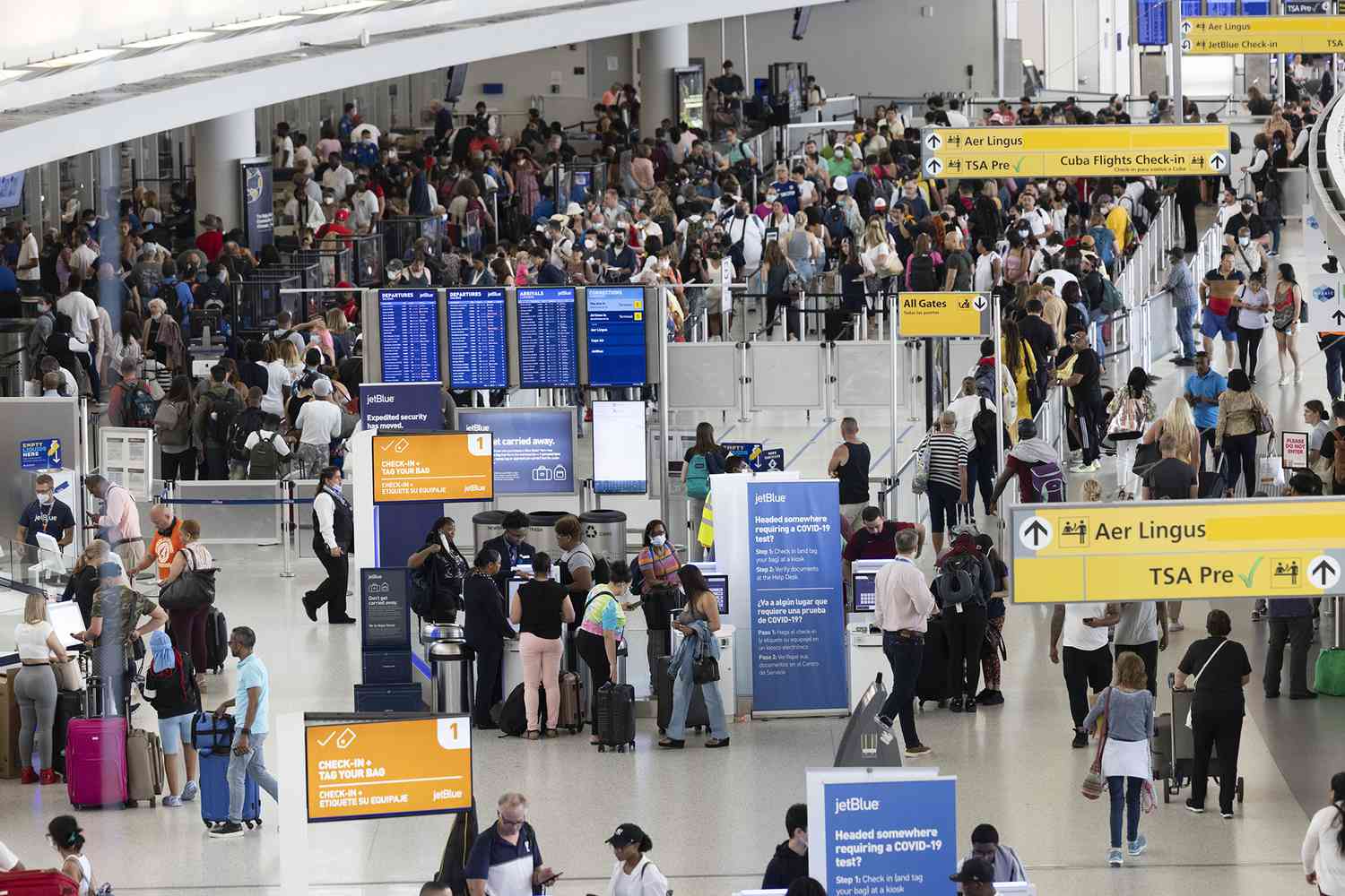JFK Officials Warn Travelers of Traffic Disruptions Ahead of Major Airport Construction This Summer