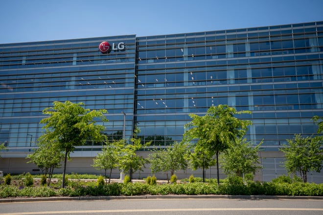 LG Business Innovation Center opens in Englewood Cliffs: Photos