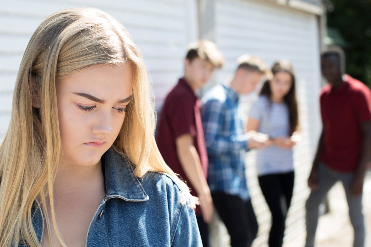 Study finds mental disorders spread between teenagers