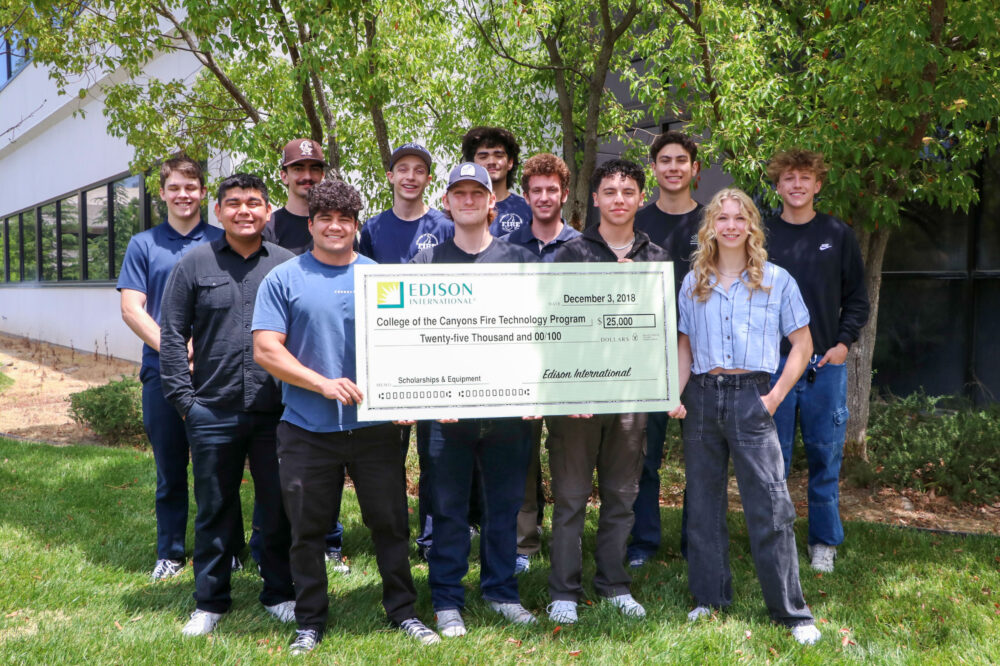 21 COC students receive fire technology scholarships