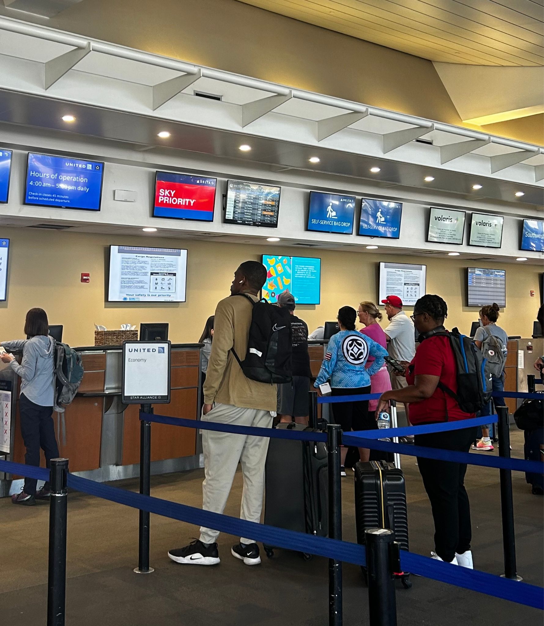 Airport Offers Travel Tips For a Busy Memorial Day Weekend and Summer Season – Fresno Yosemite International Airport | FAT