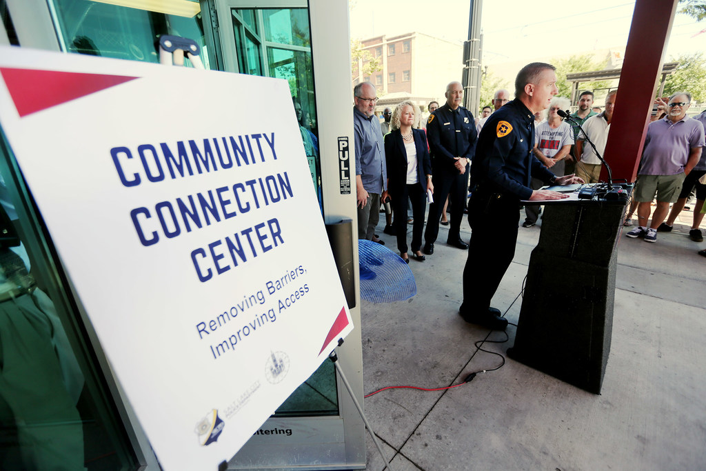 Social workers receive more calls with mental health needs in Utah