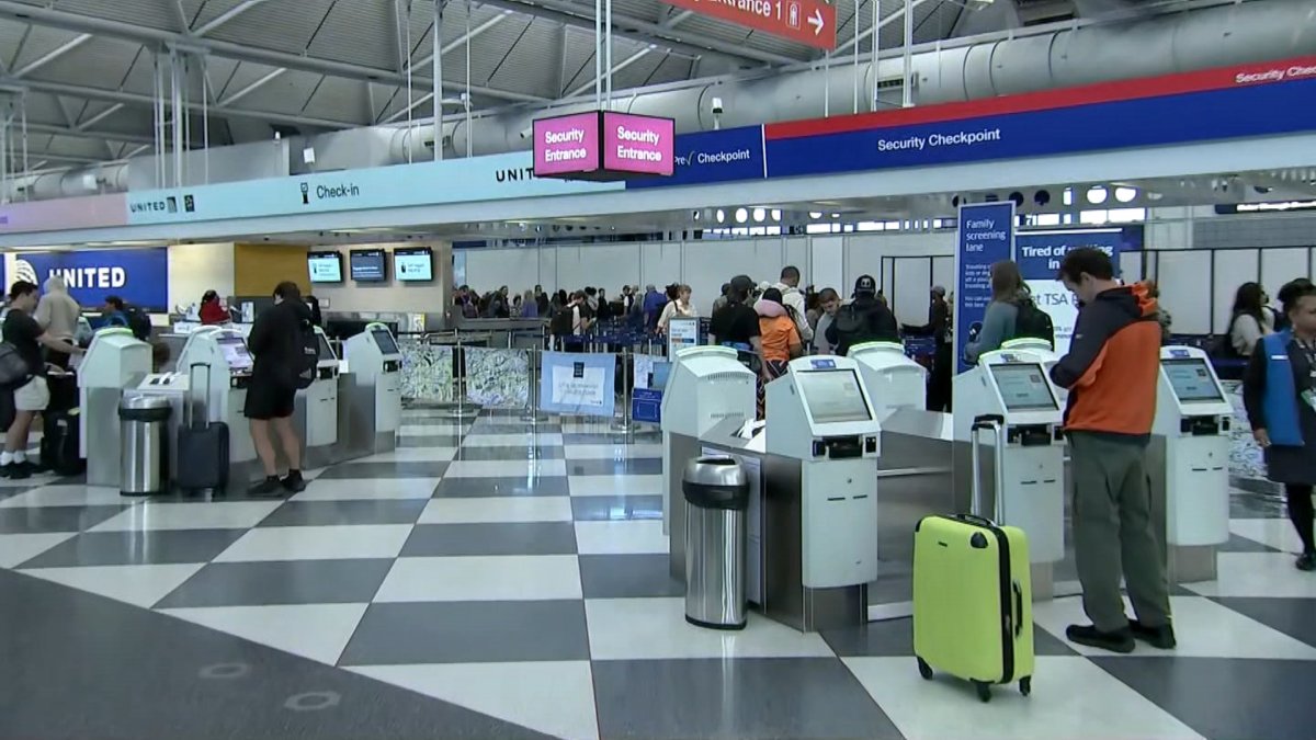 Chicago Memorial Day Travel: When are you leaving? Here’s when airport, roads are expected to be the most crowded
